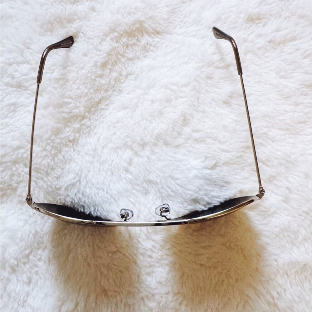 Carter Silver Classic Aviator Sunglasses - Picture 4 of 11